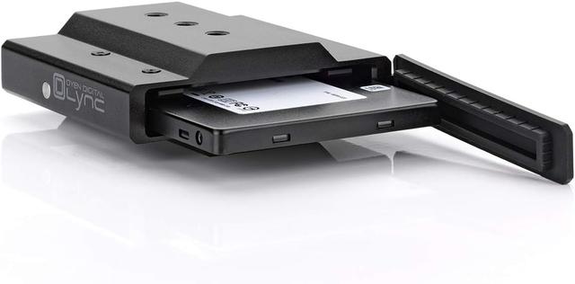 Product image of Oyen Digital Lync USB-C to SSD Camera Drive Dock, L1-C25-BK