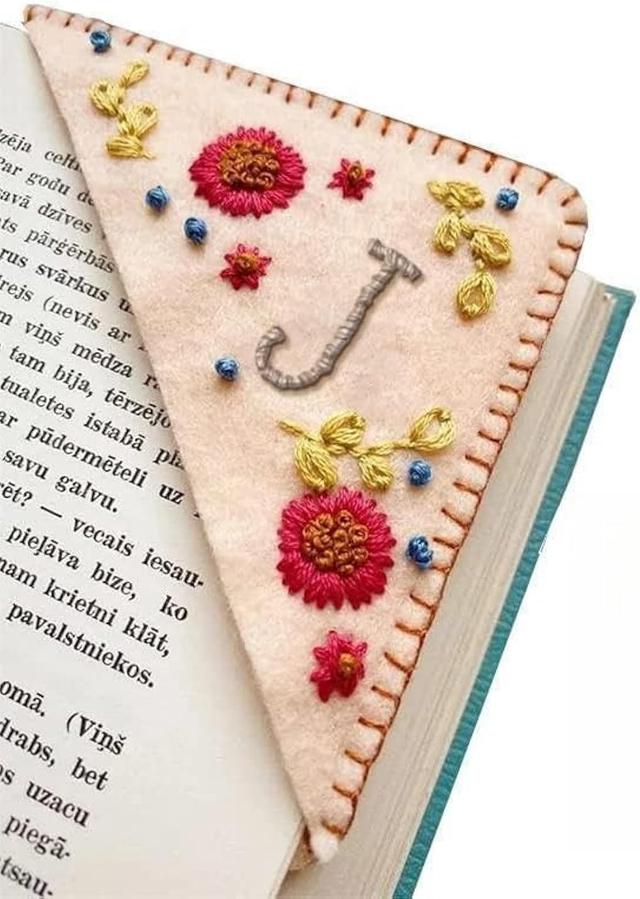 Product image of MOTEERLLU Personalized Hand Embroidered Corner Bookmark,Felt Triangle Page Stitched Handmade Bookmark,Unique Cute Flower Letter Embroidery Bookmarks Accessories for Book Lovers